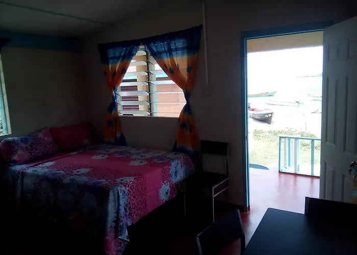 Waikiki Guest House