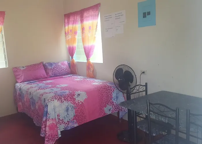 Waikiki Guest House